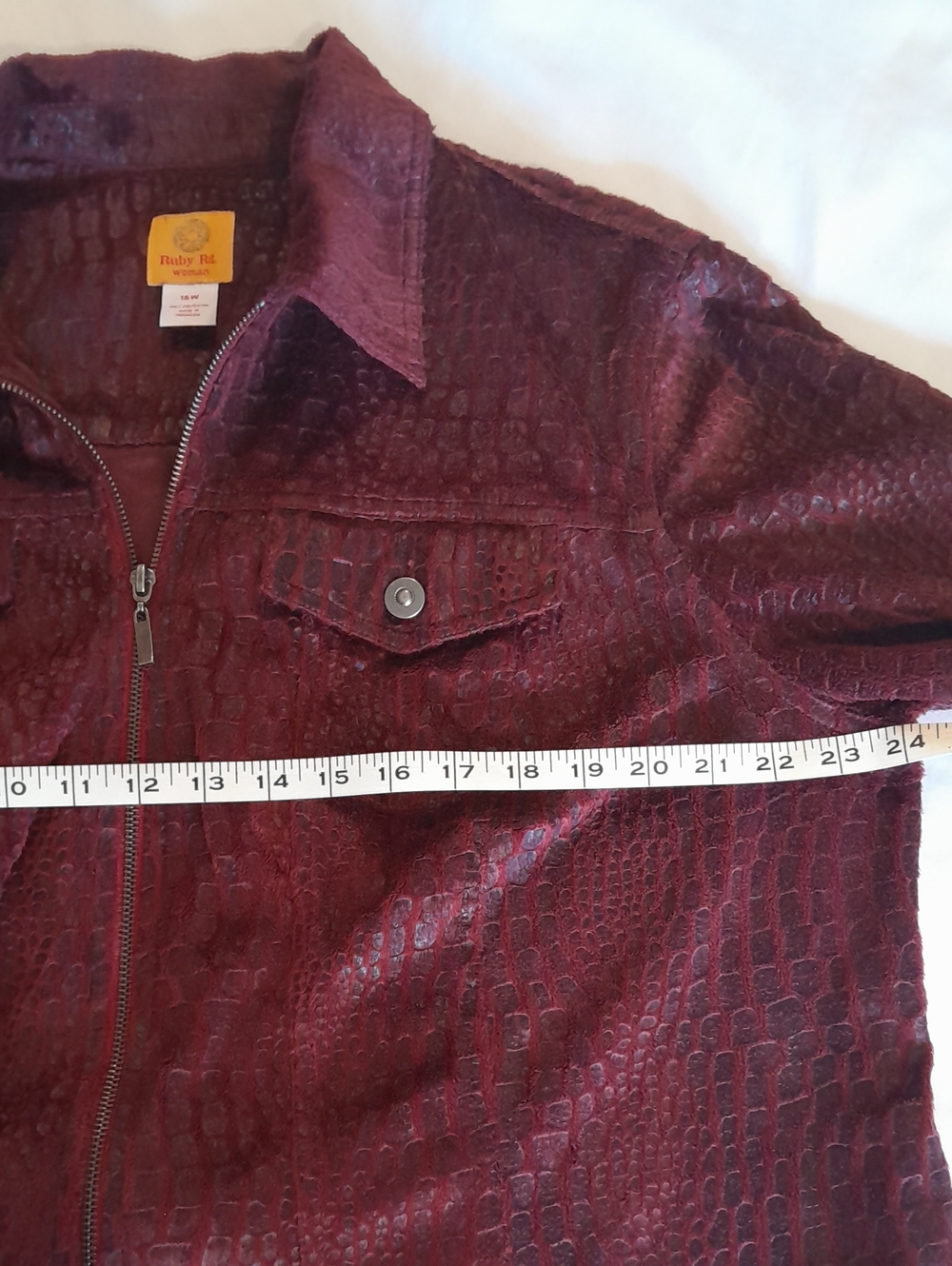 Ruby Rd. Women's Burgundy Snake Print Zip-Front Jacket, 16W - Picture 8 of 11